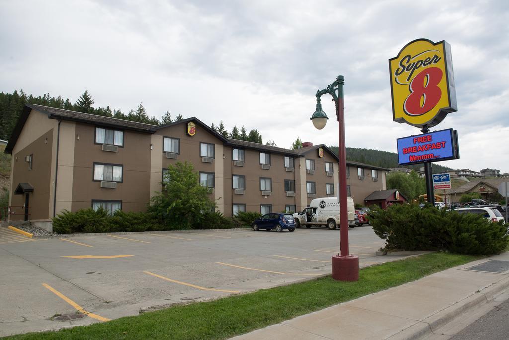 Super 8 By Wyndham Williams Lake Bc Bagian luar foto