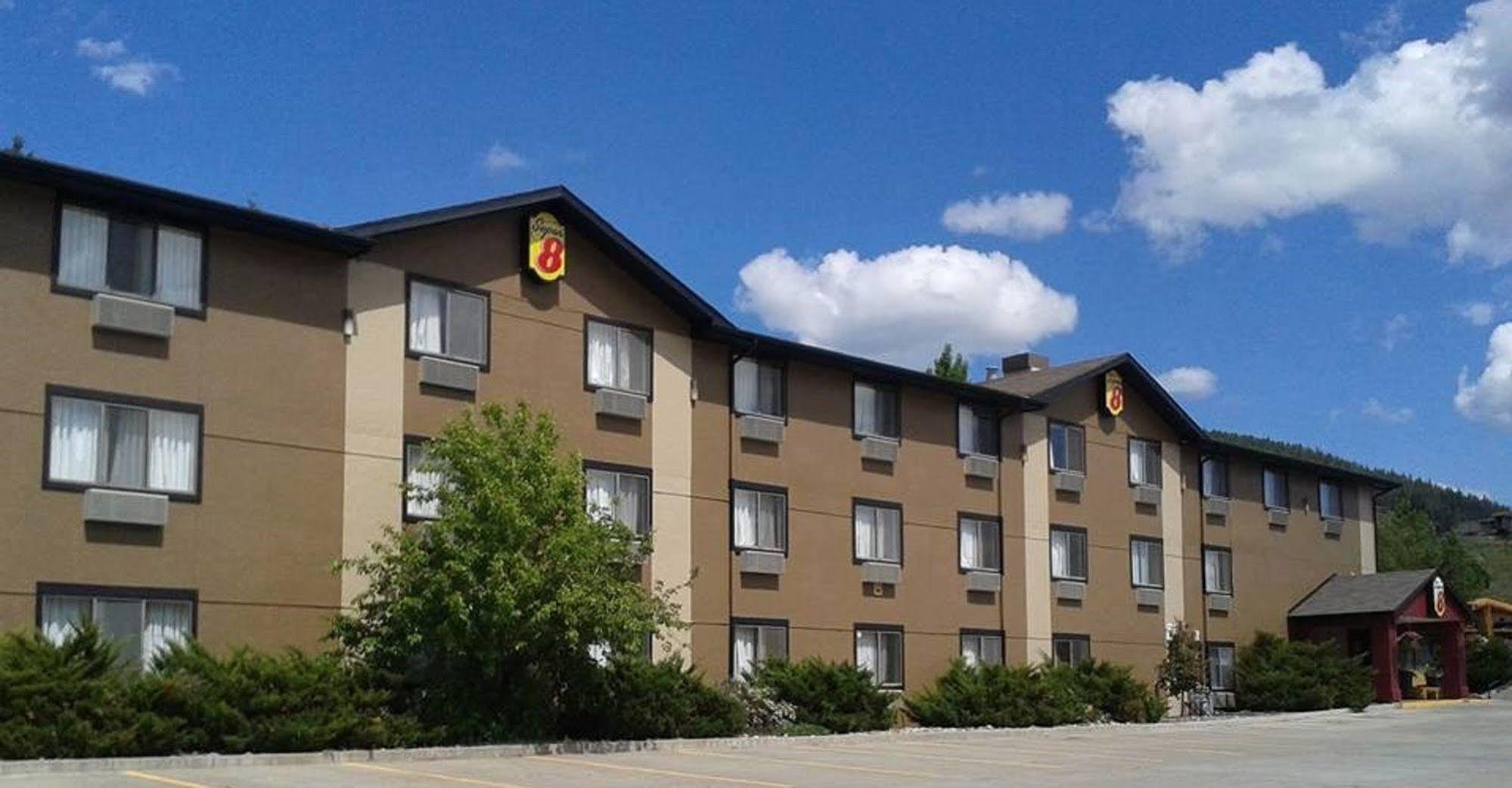 Super 8 By Wyndham Williams Lake Bc Bagian luar foto