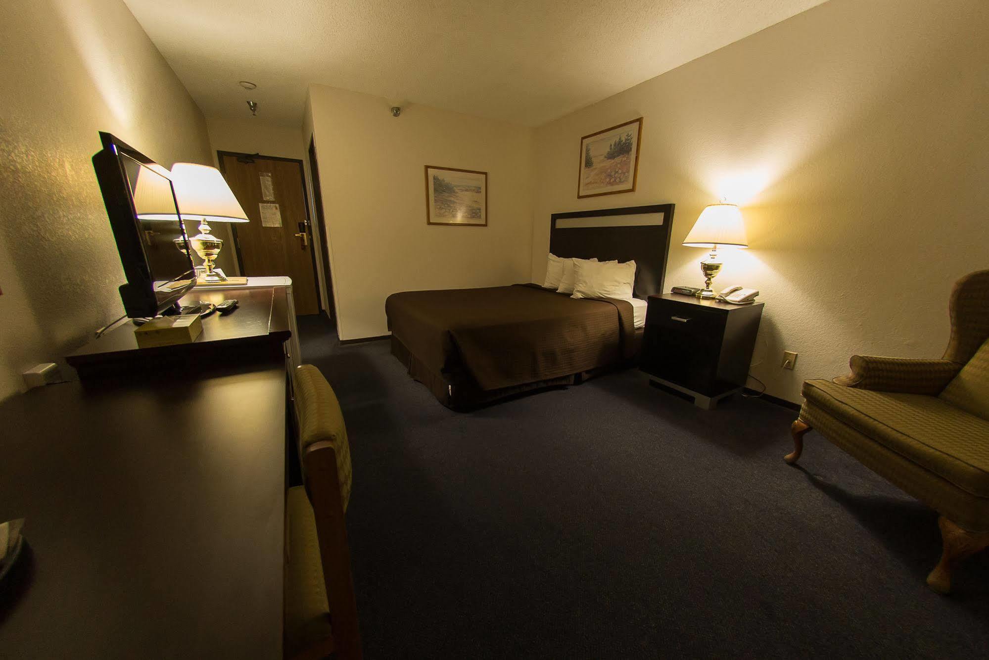 Super 8 By Wyndham Williams Lake Bc Bagian luar foto